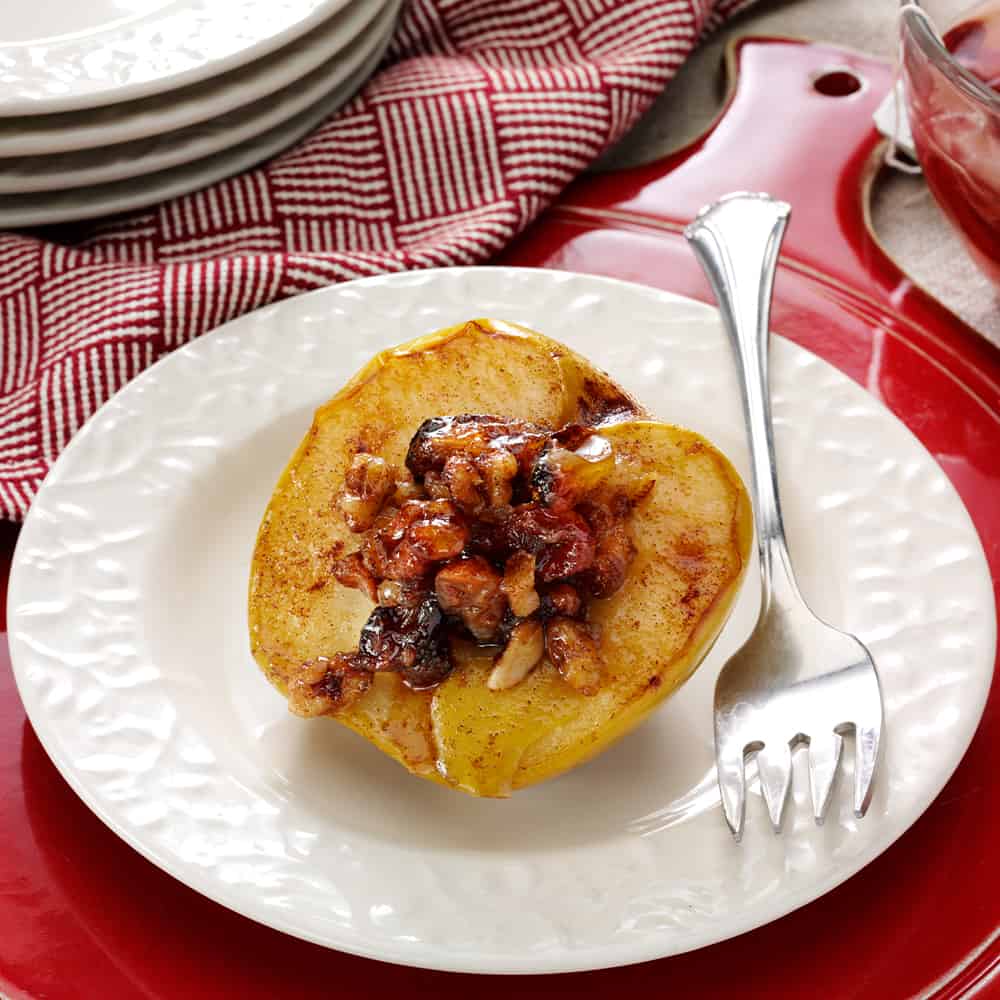 Baked Apple with Walnuts